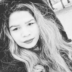 Meet your Posher, Gina